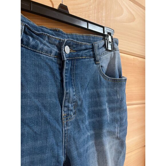 Bootcut Jean - Picture 2 of 4